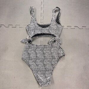 Aerie XS Black & White Polka Dot Cutout One-Piece Swimsuit With Side Ties